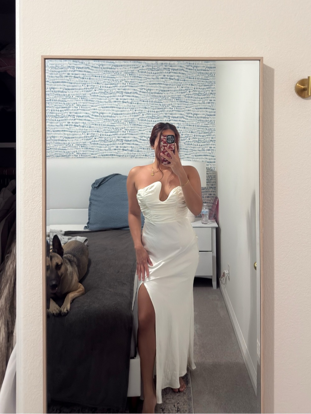 Selfie Leslie White Strapless Slit Satin-Look Gown